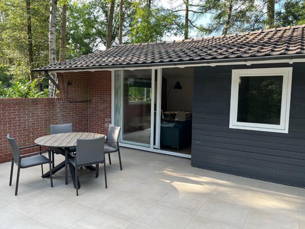 Villa Frederik with sauna in Winterswijk photo 2