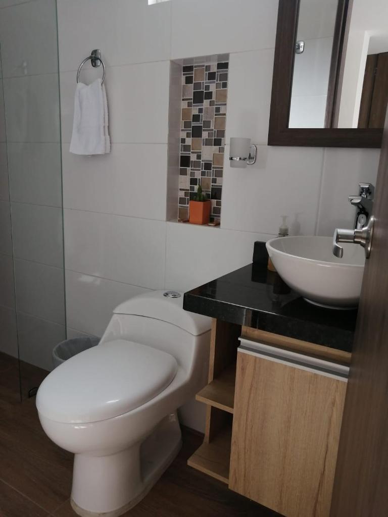 Hermoso apartamento familiar con parqueadero privado photo 4