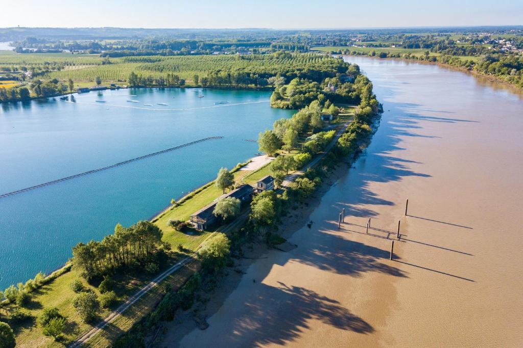 Au bord de l'eau - Grande maison - Baurech Insolite photo 3