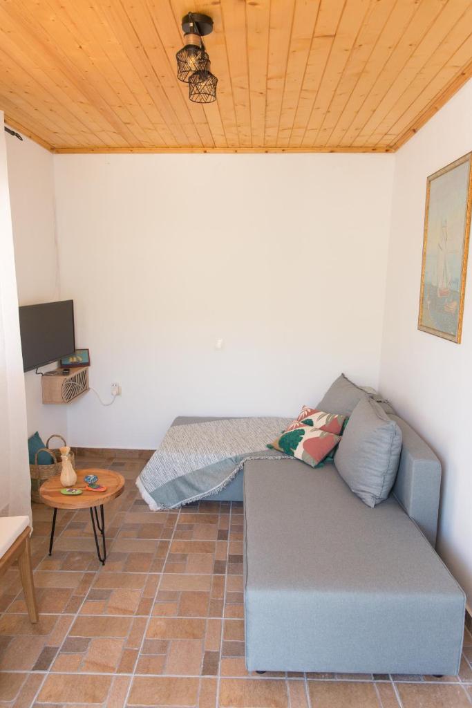 ALTHEA - cozy with spacious terrace views photo 3