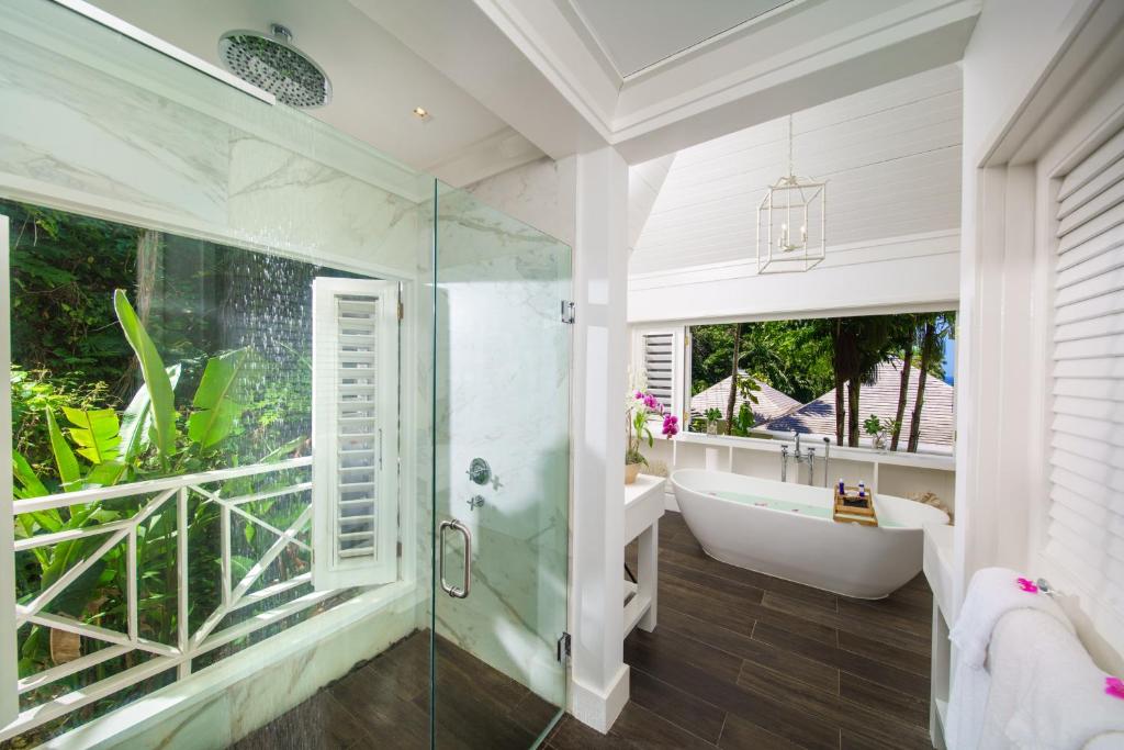 Round Hill Hotel & Villas photo 4
