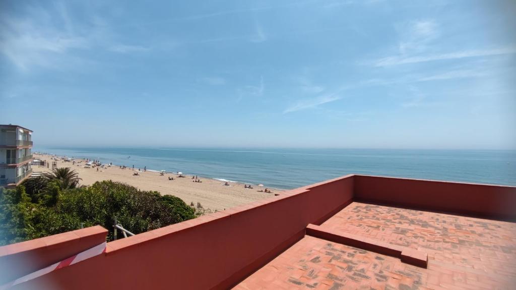 Increíble ubicación, primera línea Gavá mar photo 2