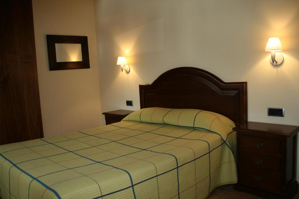 Apartamentos Les Picardes photo 2