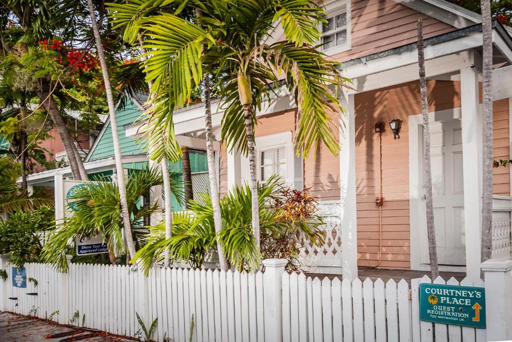 Courtney's Place Historic Cottages & Inns image