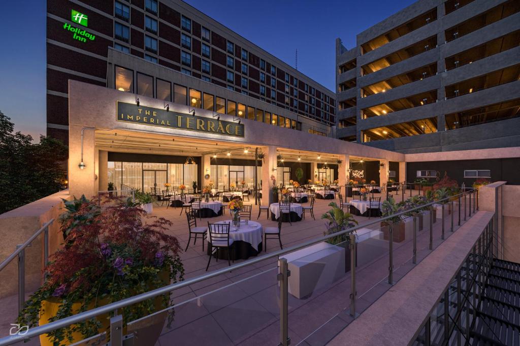 Holiday Inn Lancaster, an IHG Hotel image