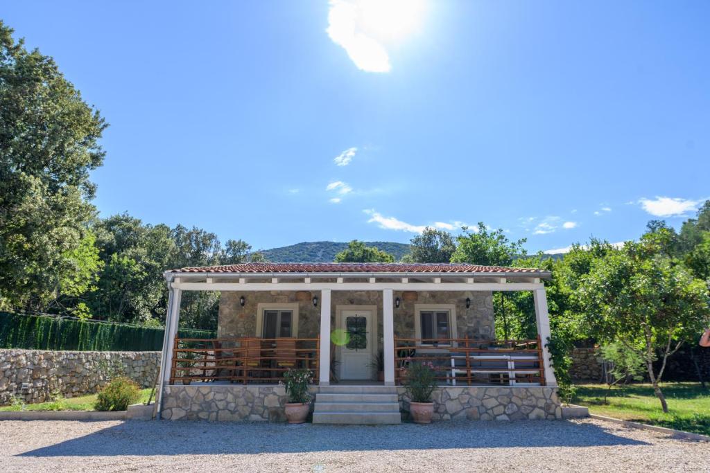 STONE HOUSE MAGALI photo 2