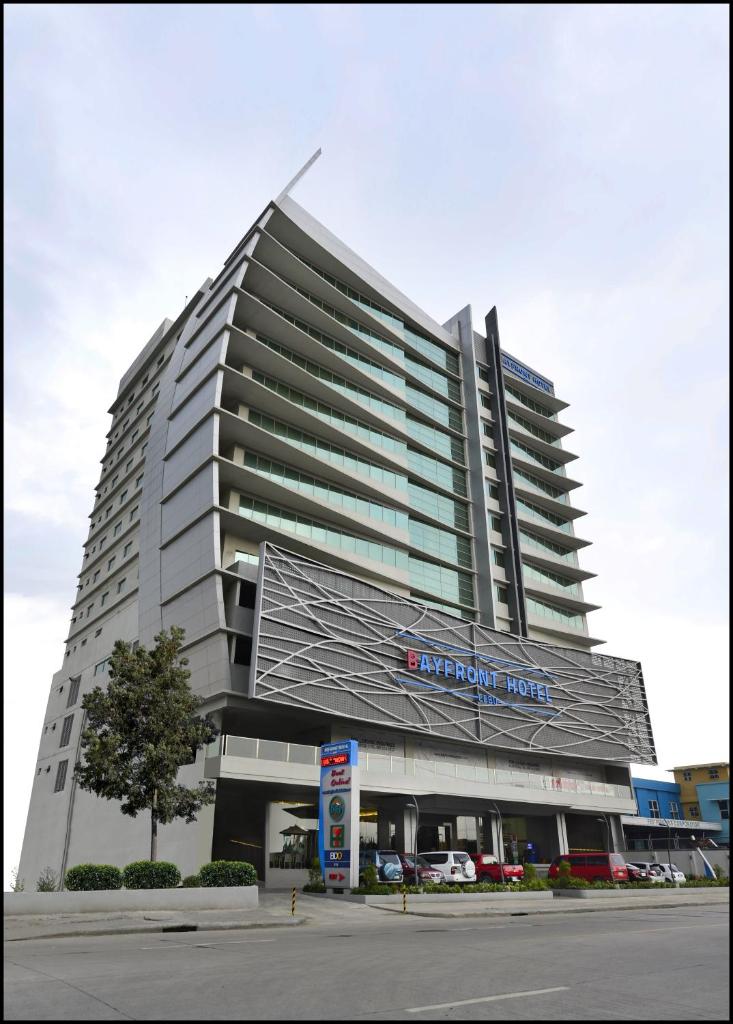 Bayfront Hotel Cebu North Reclamation photo 3