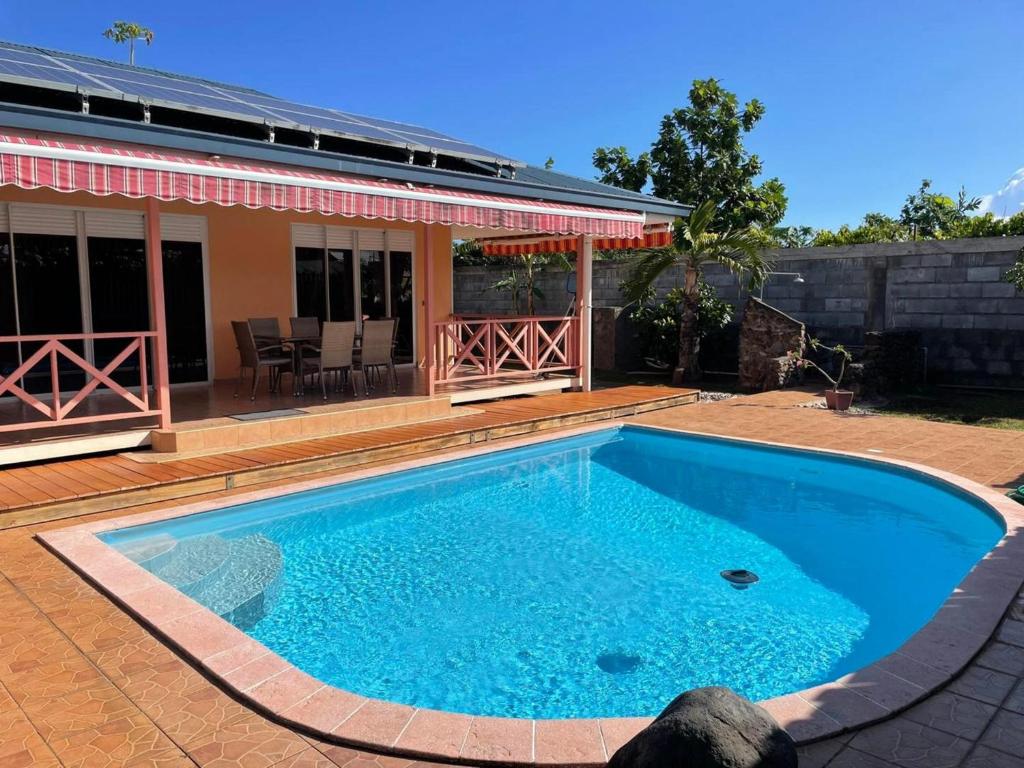 TAHITI - Fare Vairai Pool photo 4