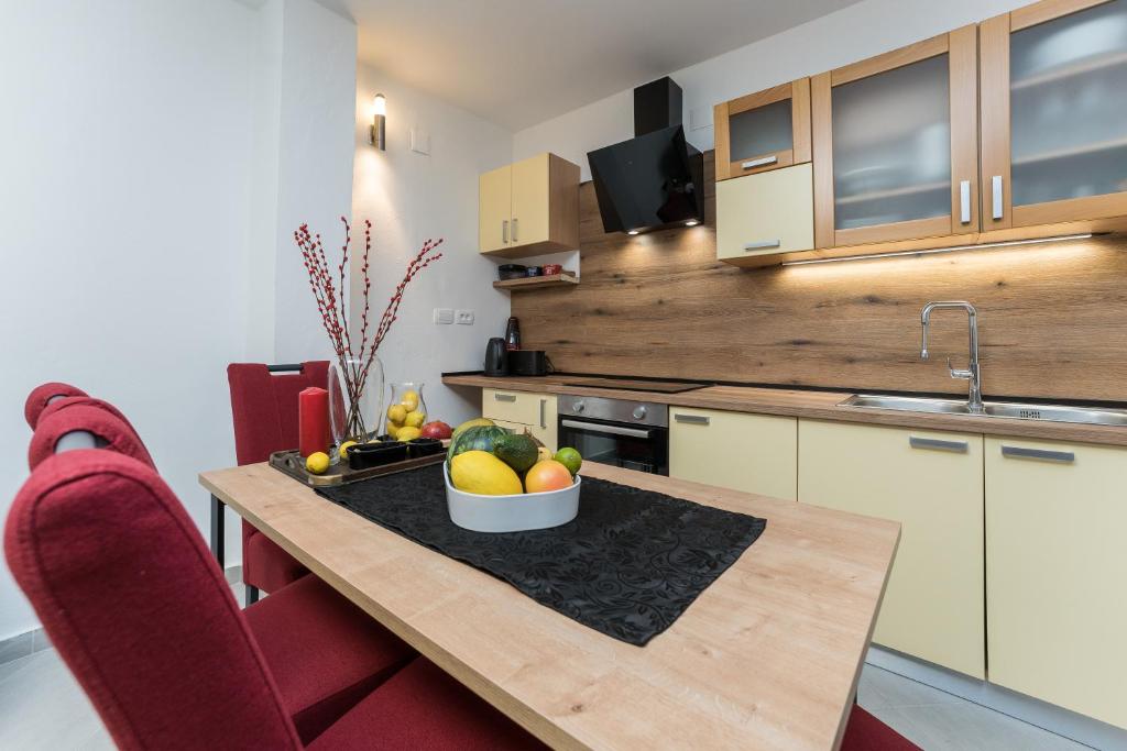 Studio Apartman Mirakul photo 1