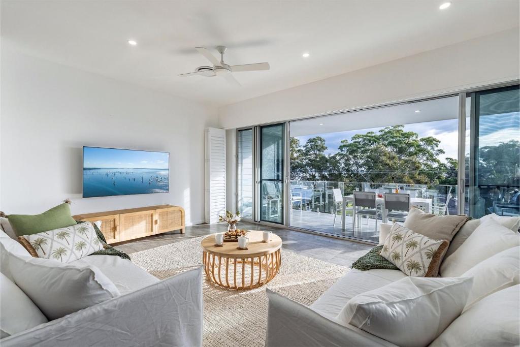 Sunset Jewel 7a Cromarty Road Soldiers Point - Ocean Views & Breathtaking Sunsets