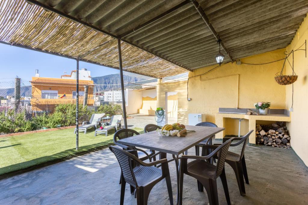 Home2Book La Cruz de Arafo, BBQ & Terrace photo 3