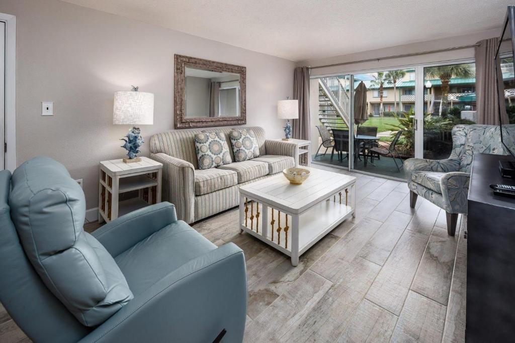 Seaspray Condos 206B image