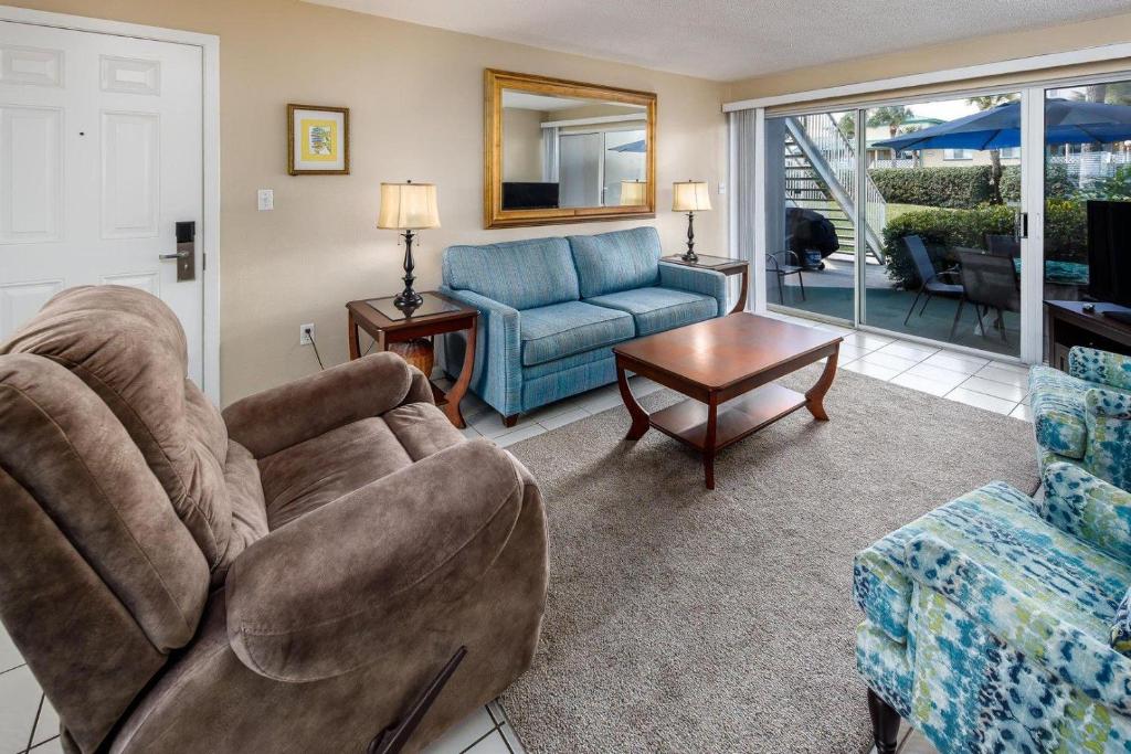 Seaspray Condos 114B image