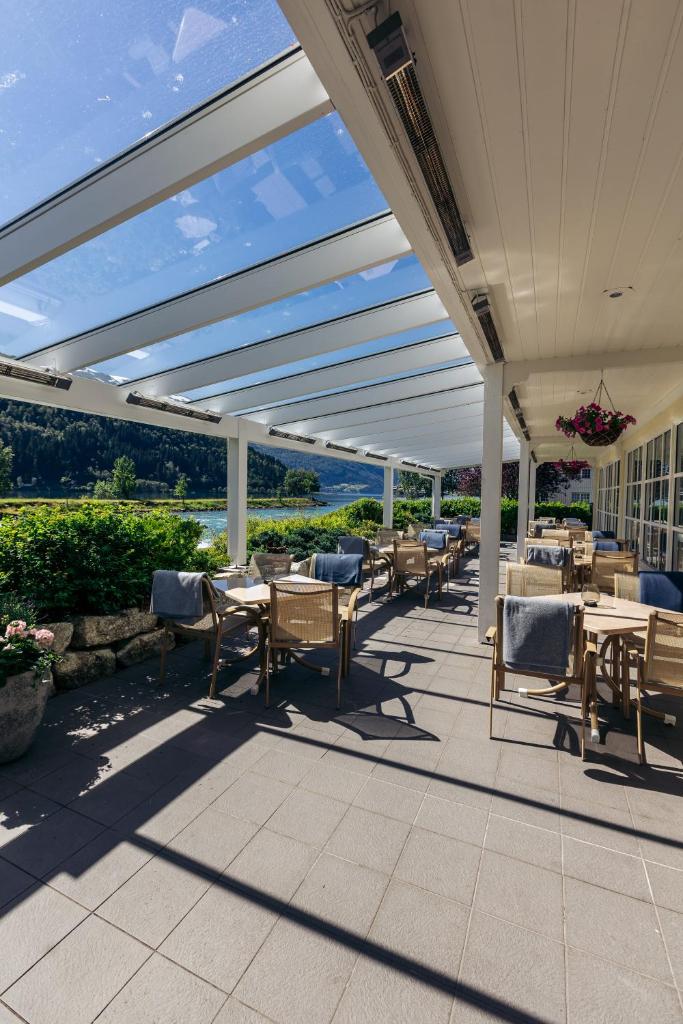 Hotel Loenfjord Loen photo 4