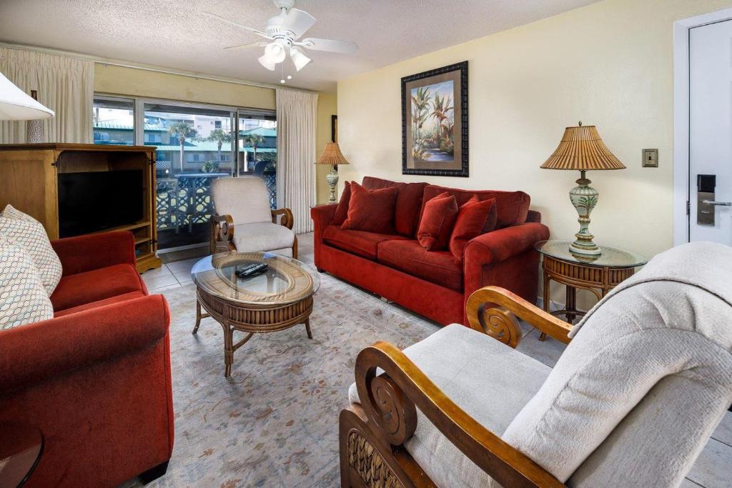 Seaspray Condos 110D image