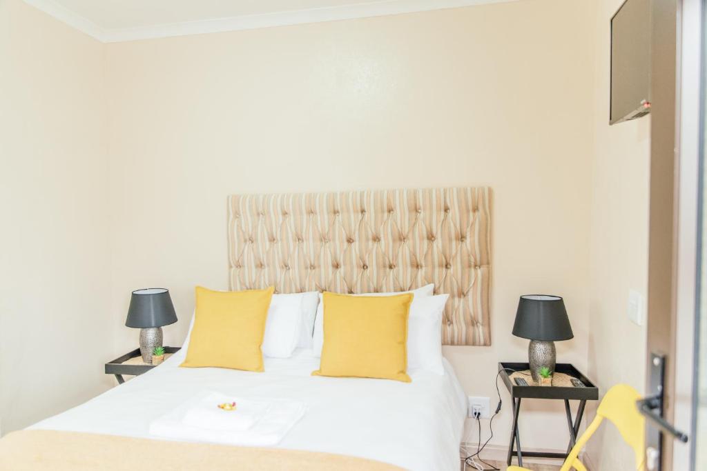 Esther Guest House photo 1