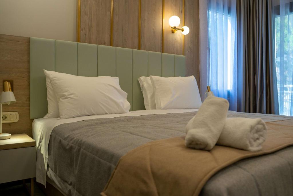 Tosca Beach Hotel photo 2