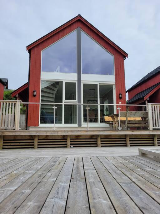 Waterfront Ballstad, Lofoten photo 3