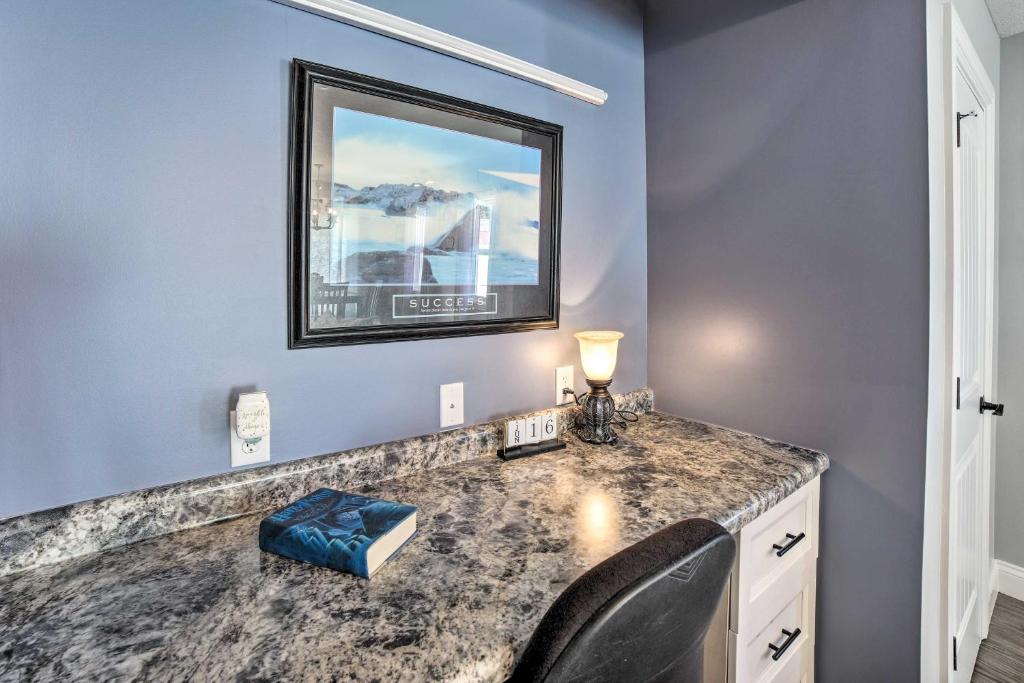 Fort Wayne Getaway - Family and Pet Friendly! photo 4