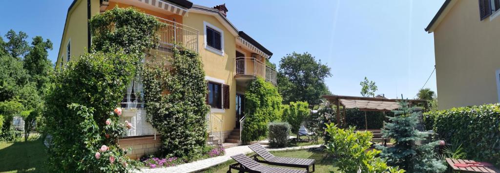 Apartman Amaii 2 photo 4