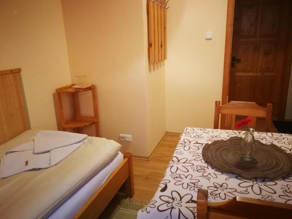 Pod palmou Gerlachov photo 4