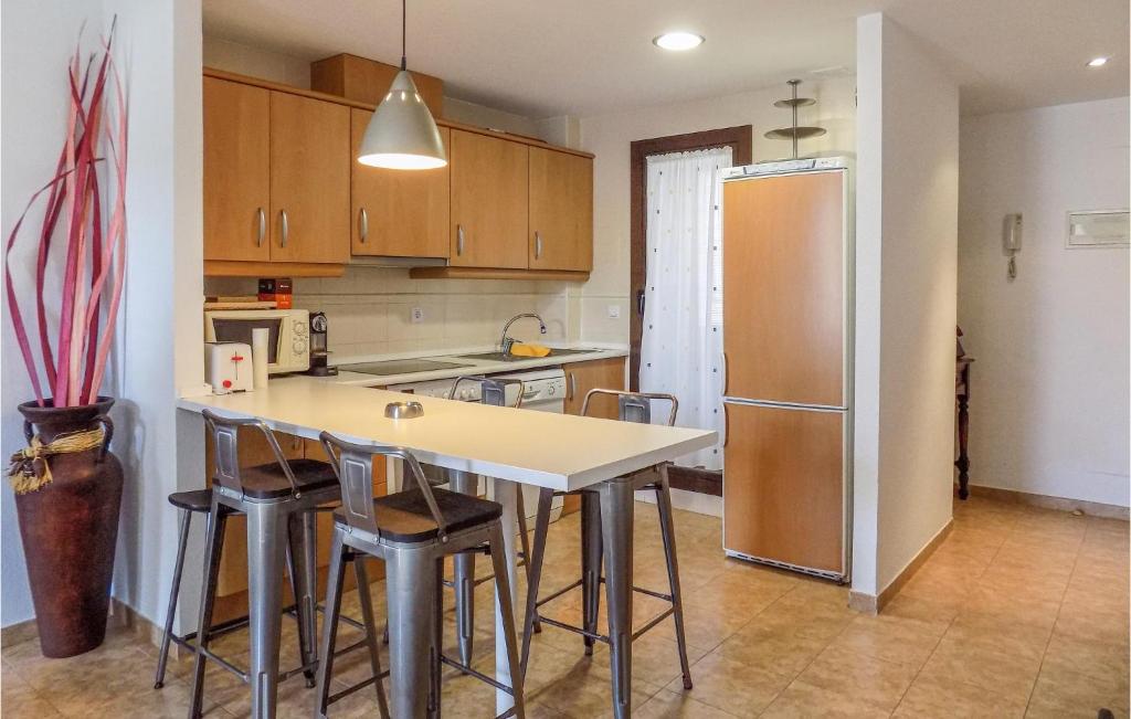 Beautiful Apartment In Alcal De Xivert With Outdoor Swimming Pool, 2 Bedrooms And Swimming Pool photo 2