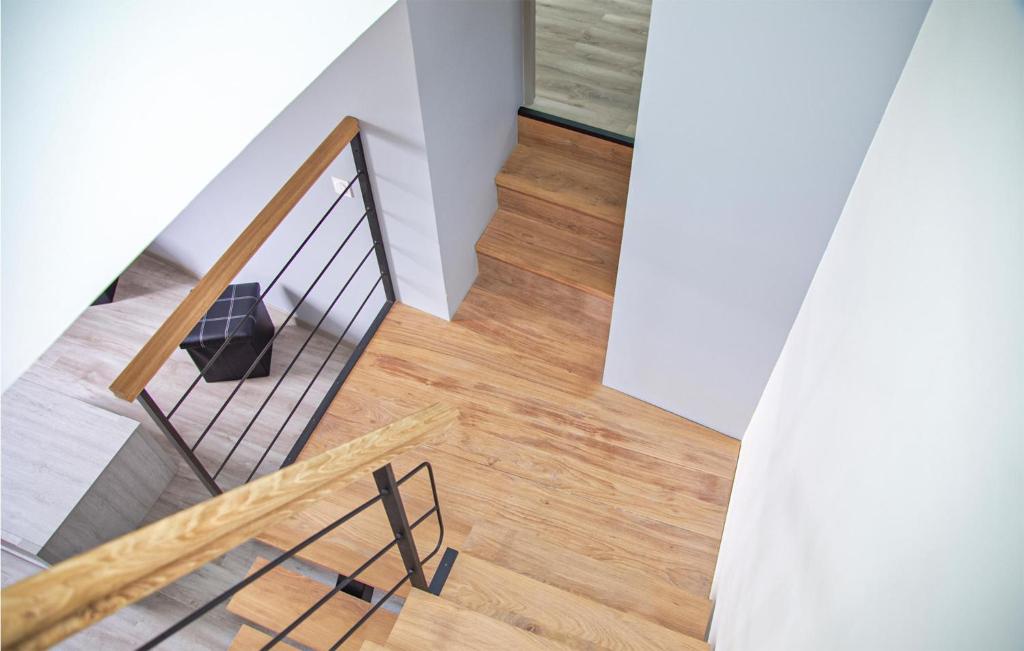 Nice Home In Ussel With Wifi And 4 Bedrooms photo 3