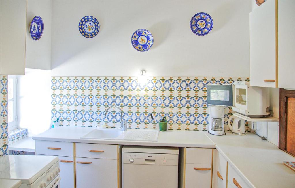 Awesome Home In Janailhac With Outdoor Swimming Pool, Wifi And 3 Bedrooms photo 2
