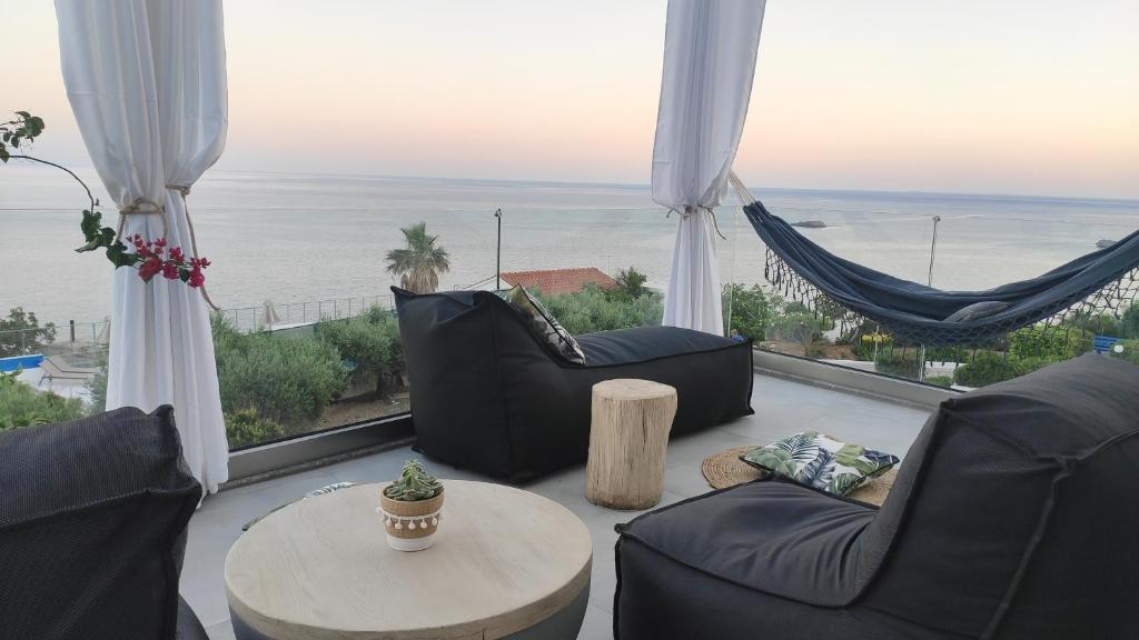 Blue Paradise Apartment photo 2