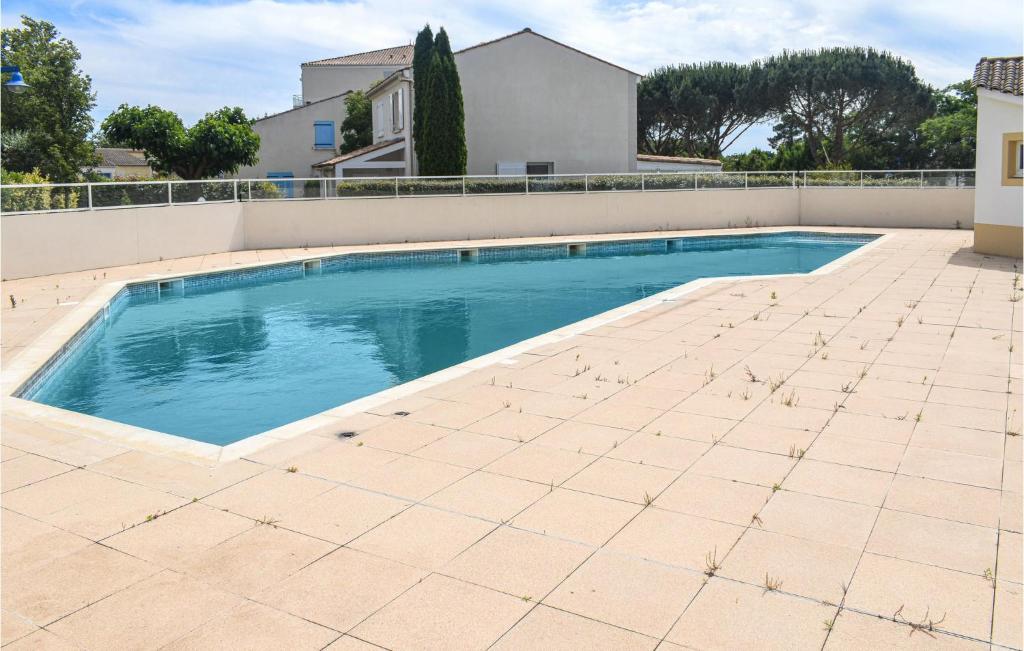 Stunning Apartment In Vaux-sur-mer With Outdoor Swimming Pool, Wifi And 2 Bedrooms photo 1