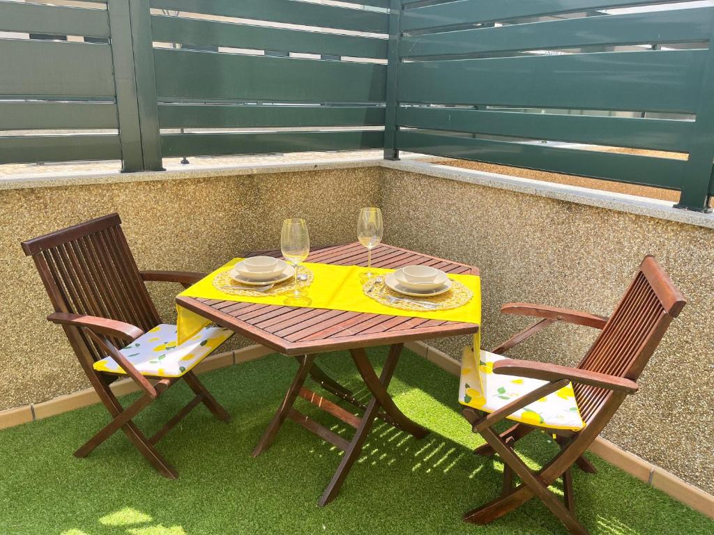 Apartamento con terraza y acceso a la playa photo 2