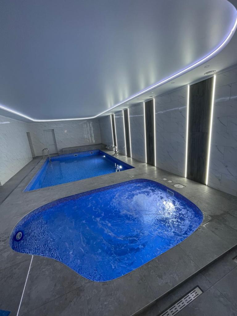 In hotel photo 4