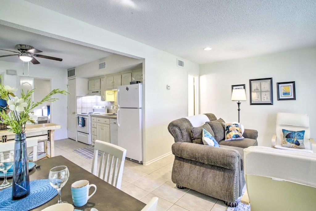 Walden Golf Course Condo Near Lake Conroe! photo 1