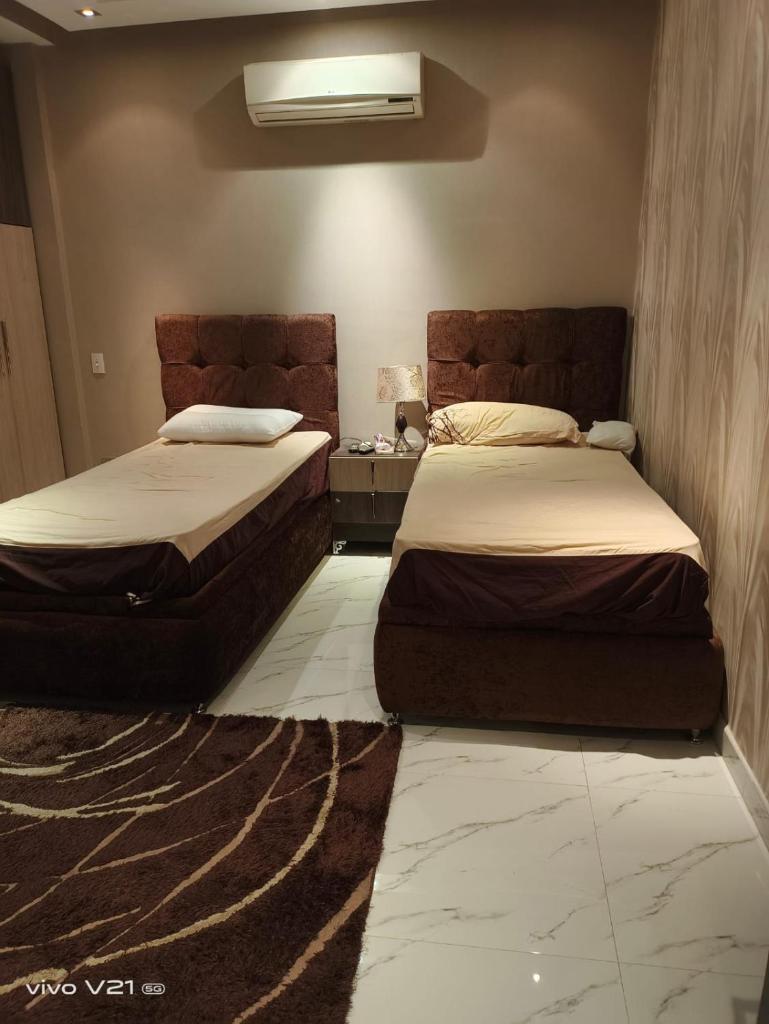 Sheikh Zayed Al Khamayel Apartment