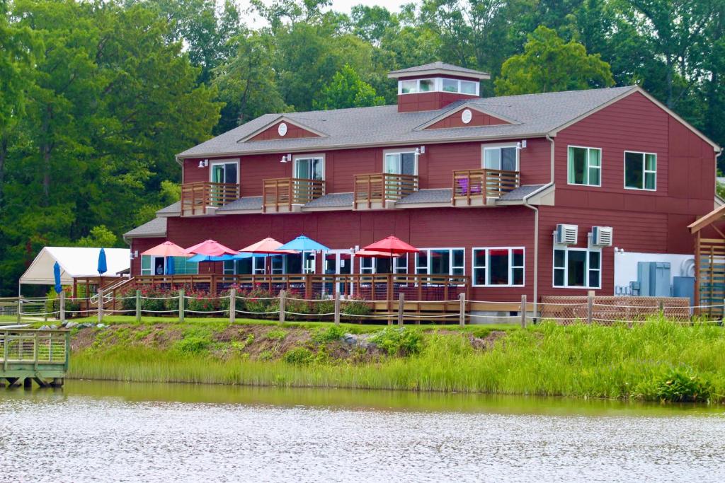 Surry Seafood Company image