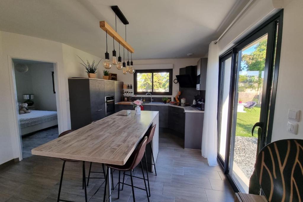 Nice House With Terrace Garden In Amfreville photo 2
