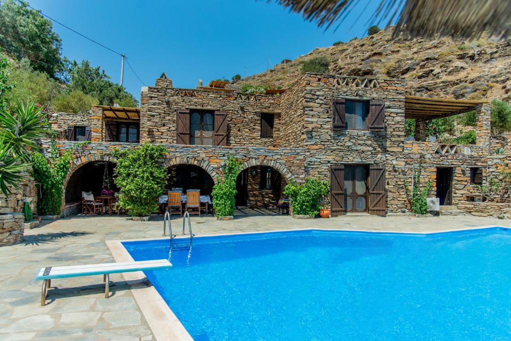 Villa Tereza, 3-Min Walk to Koundouros Beach Waves photo 3