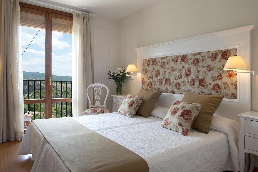 Hotel Santa Maria de Alquezar photo 3