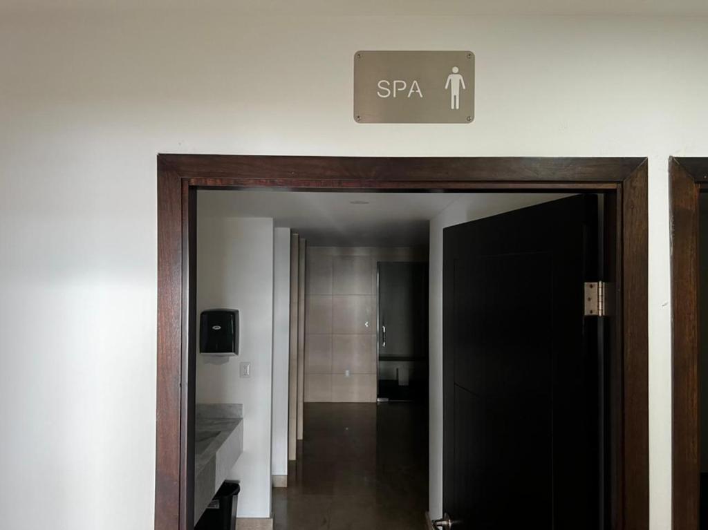 Luxury condo en Malecón, Alberca Infinity & Jacuzzi photo 2