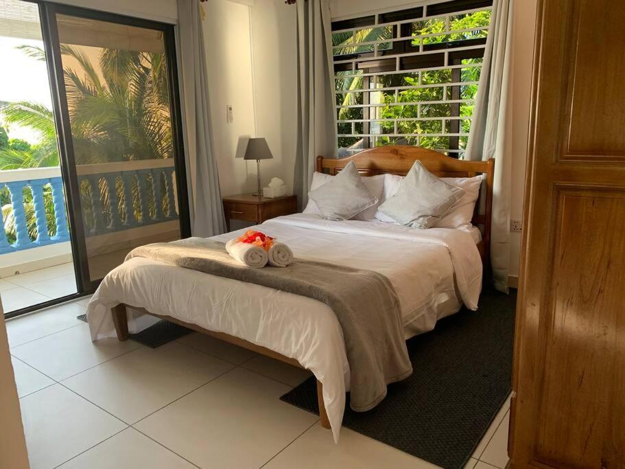 Crystal Apartments Seychelles SeaView Ground Floor photo 2