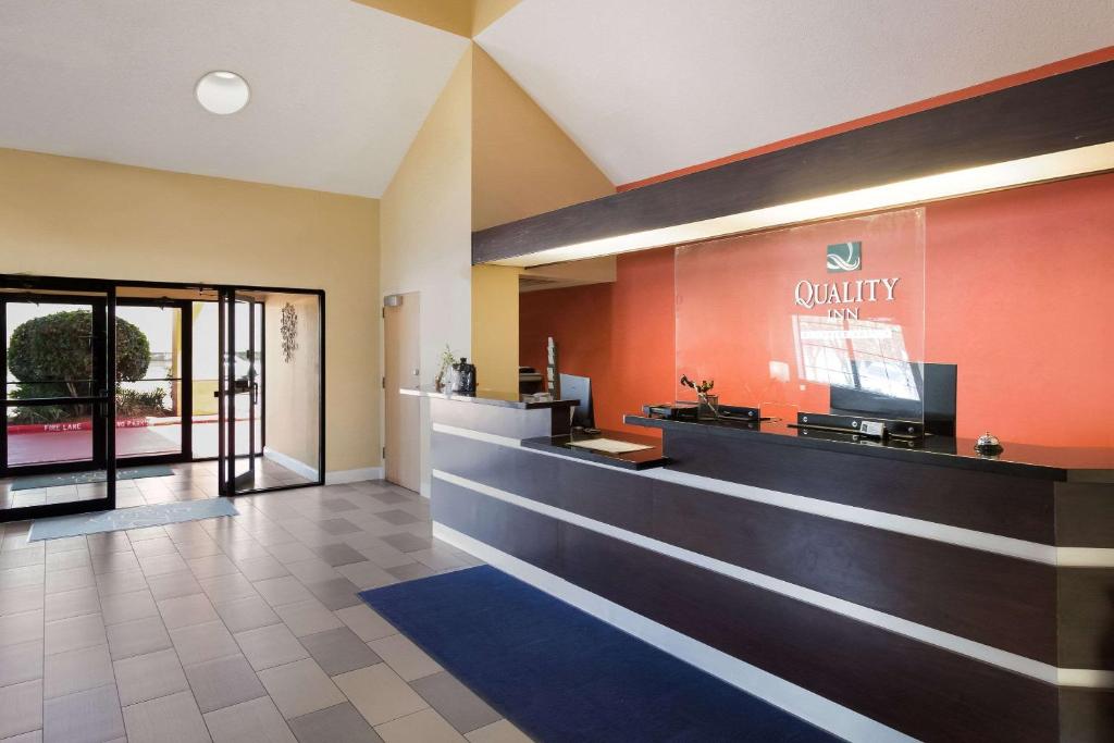 Quality Inn Baytown - Houston East photo 4