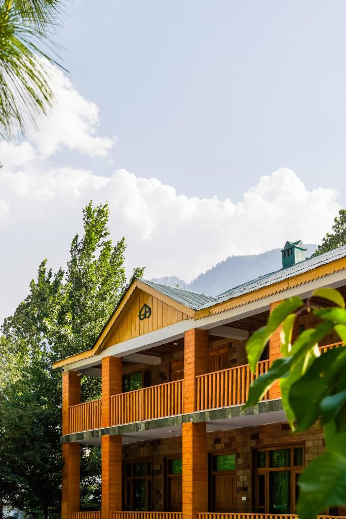 Greens By Roomy, Kalam