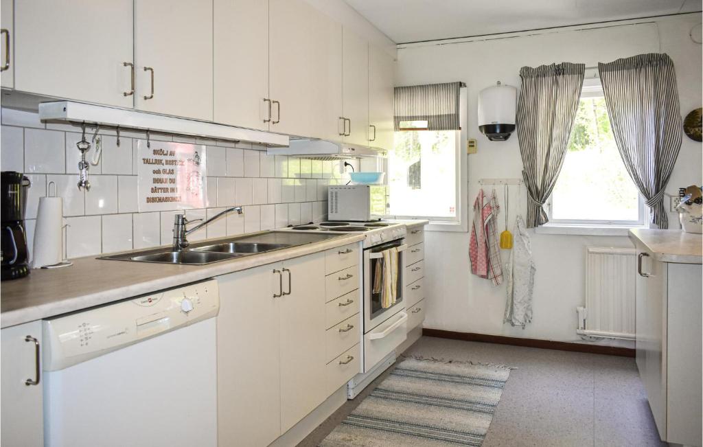 Stunning Home In Asarum With Outdoor Swimming Pool, Heated Swimming Pool And 2 Bedrooms photo 1