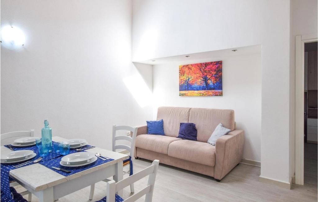 Beautiful Home In Budoni With 1 Bedrooms And Wifi photo 1