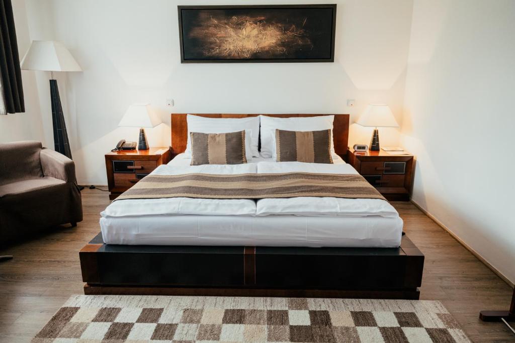 Hotel Troyer Room Type - Deluxe Double or Twin Room with Garden View Hotel Troyer Room Type - Deluxe Double or Twin Room with Garden View