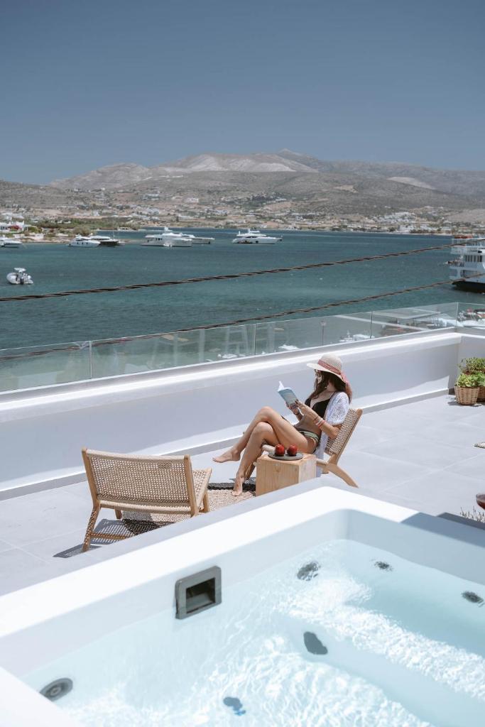 Nautica suites - Grand Suite with jacuzzi photo 1