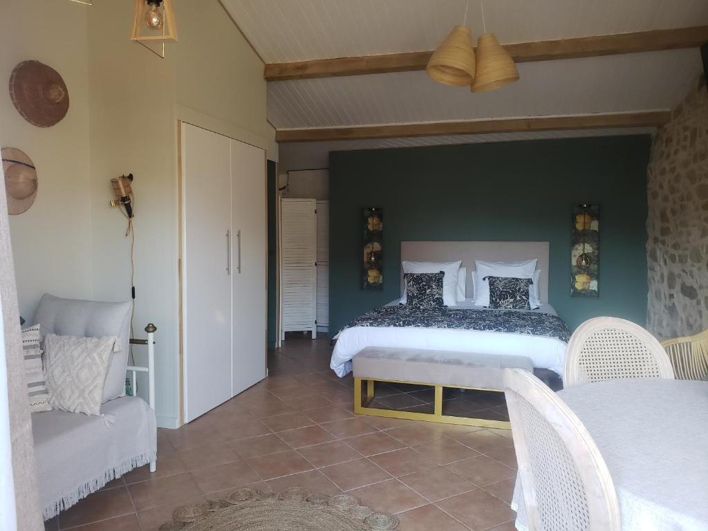 Studio Léonie, le cottage de l'étang photo 3