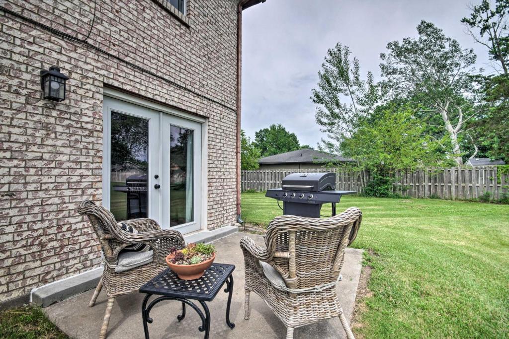 Relaxing Townhome, 4 Mi to Mizzou University! photo 1