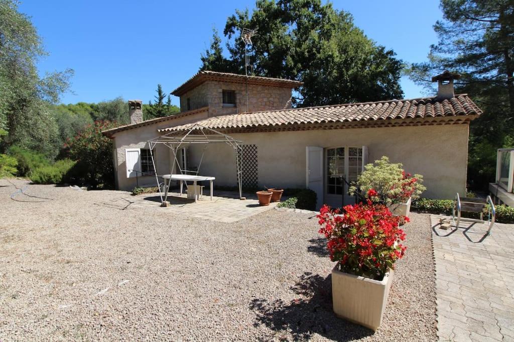 Villa familiale avec piscine à Mouans-Sartoux photo 2