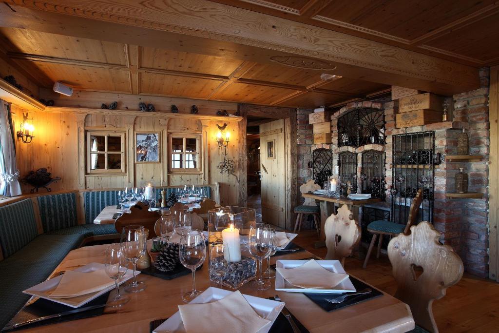 Hôtel 3 étoiles -Restaurant Le Pilatus Courchevel photo 2
